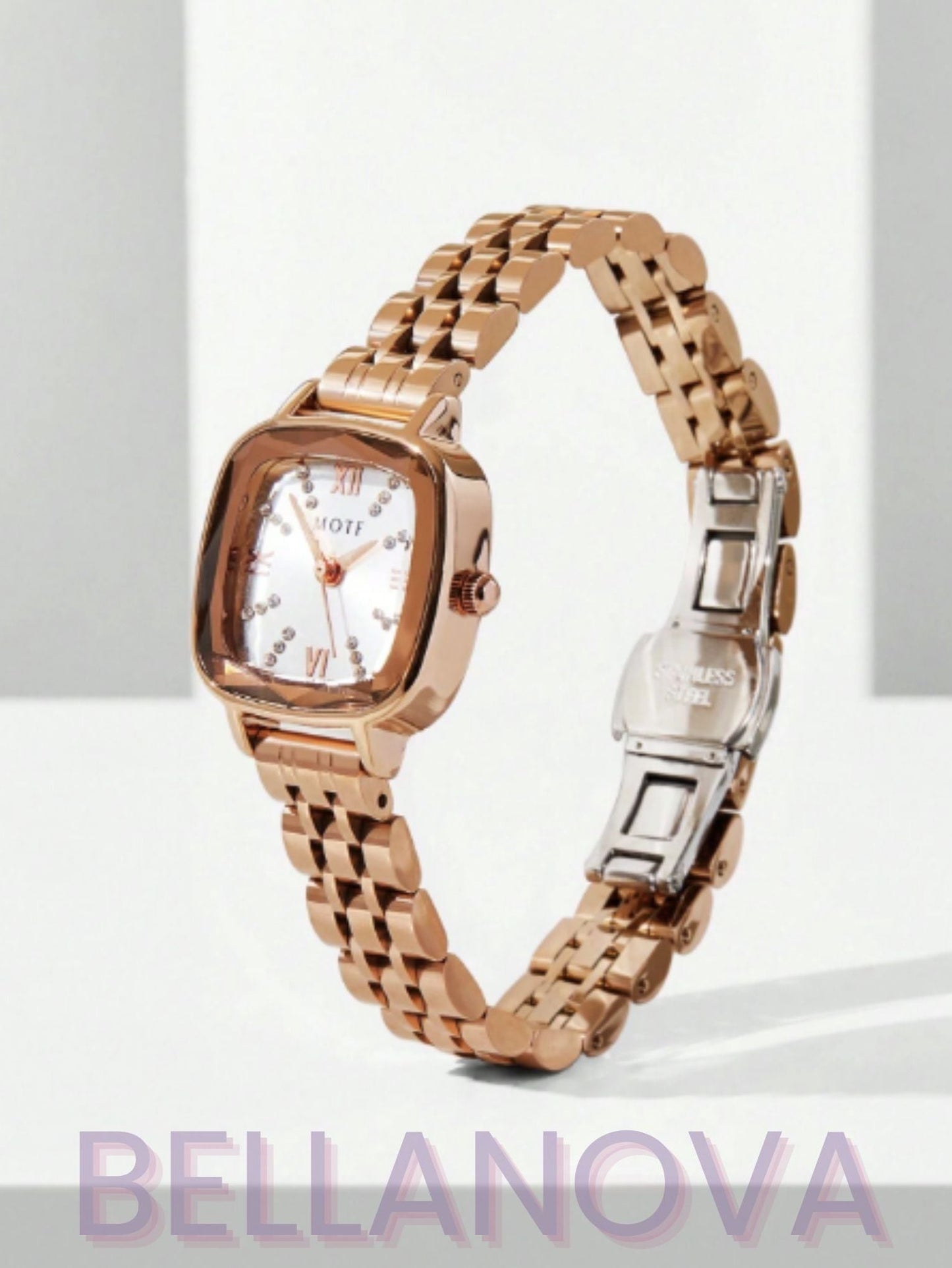 Minimalistische Swarovski™ Uhr – 18K Vergoldet + KOSTENLOSER VERSAND