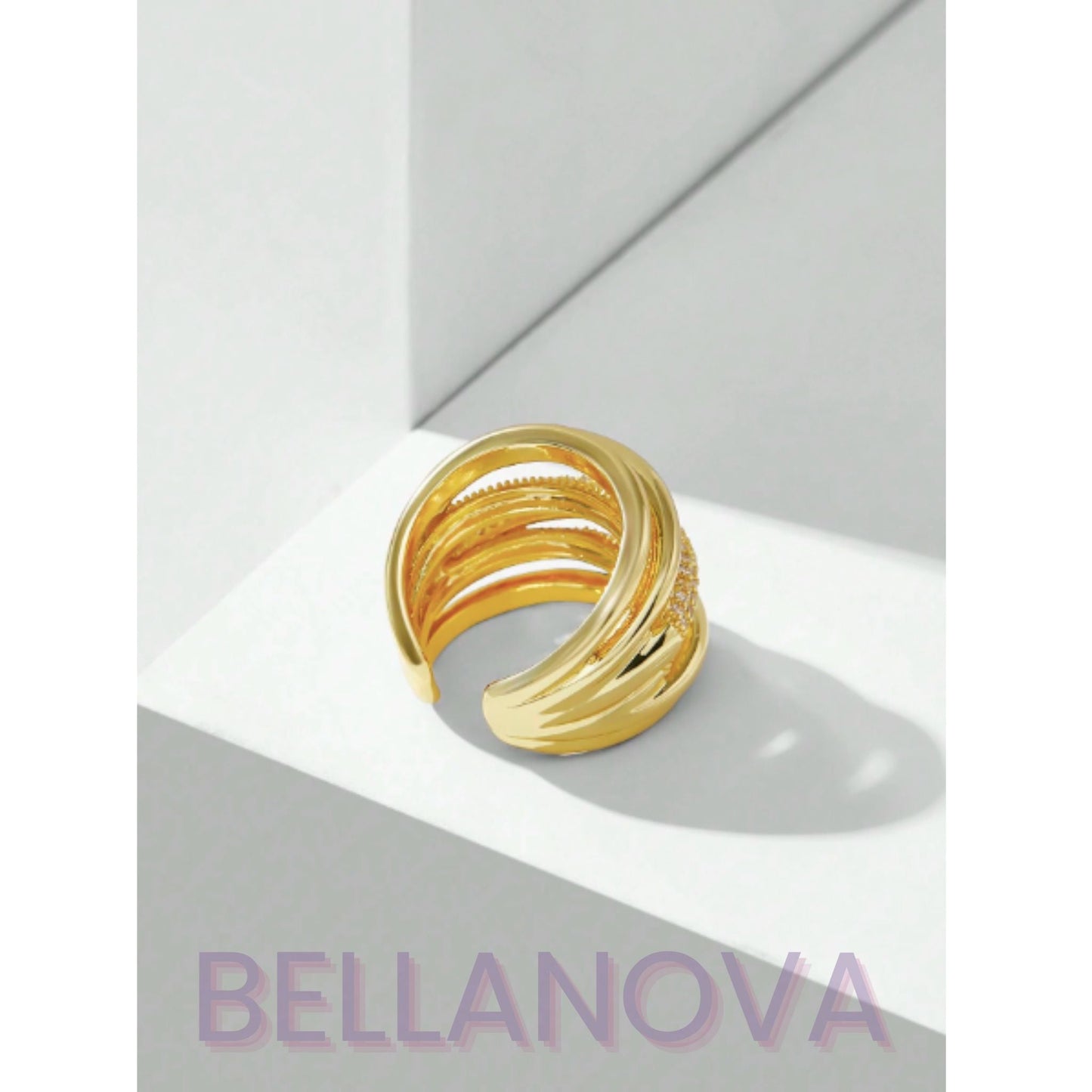 Swarovski™ Ring mit Schichtdesign – 18K Vergoldet + KOSTENLOSER VERSAND