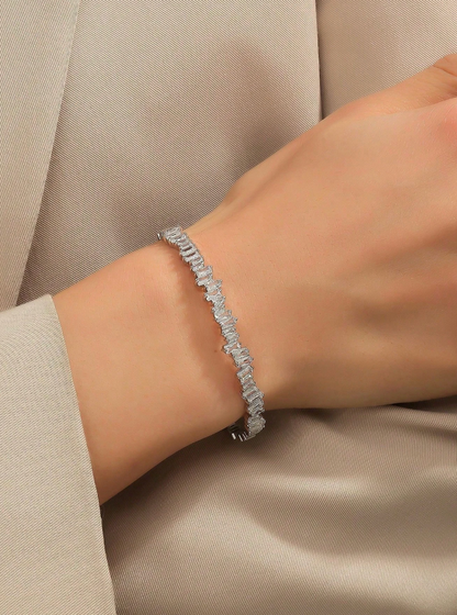 [NEU] Classic Swarovski™ Armreif – Mit Zirkonia besetzt - 18K vergoldet + KOSTENLOSER VERSAND