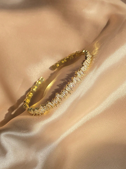 [NEU] Classic Swarovski™ Armreif – Mit Zirkonia besetzt - 18K vergoldet + KOSTENLOSER VERSAND