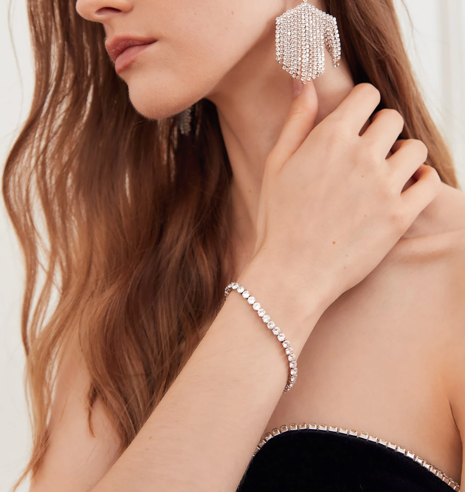 [NEU] Bridge Swarovski™ Armreif – Mit Zirkonia besetzt, 18K vergoldet + KOSTENLOSER VERSAND