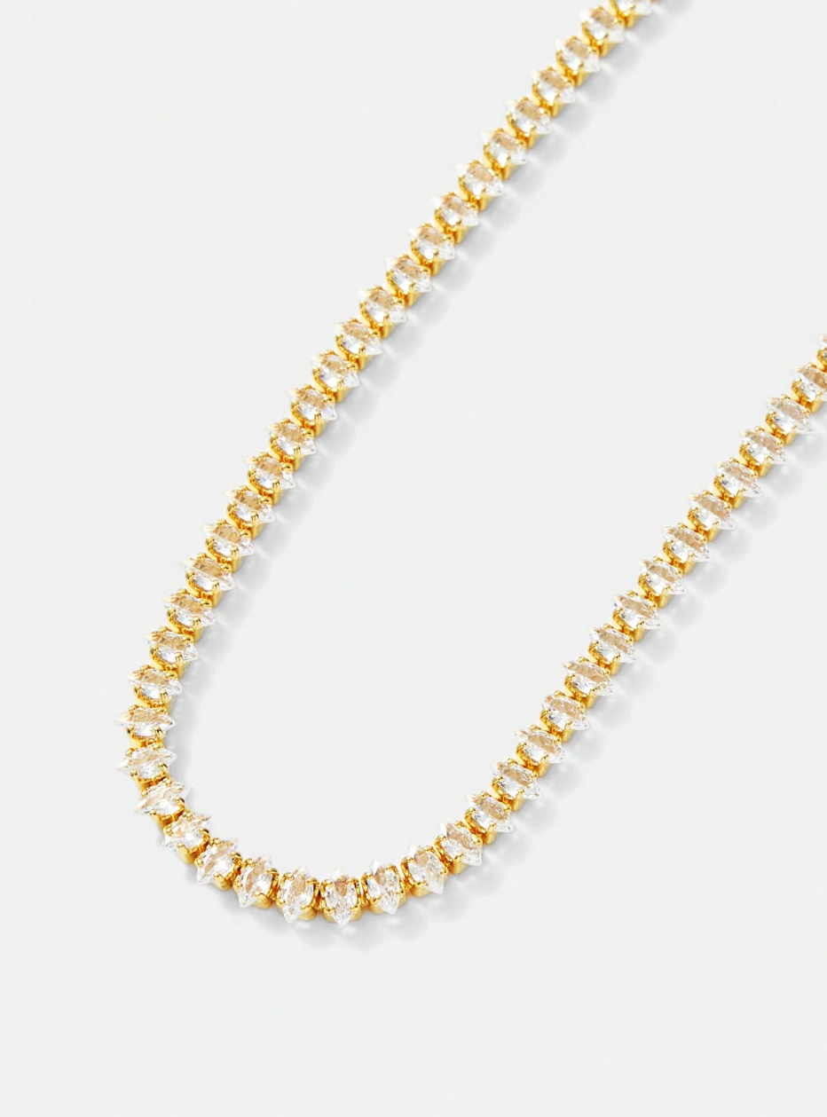 [NEU] Bridge Swarovski™ Halskette – Mit Zirkonia besetzt - 18K vergoldet + KOSTENLOSER VERSAND