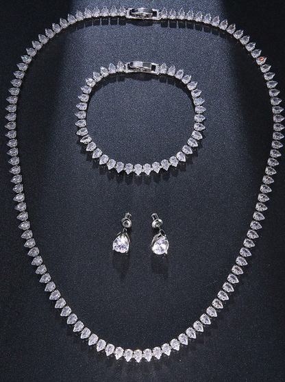 [NEU] Crystal Royale Swarovski™ Schmuckset (4-teilig) – 18K Vergoldet + KOSTENLOSER VERSAND